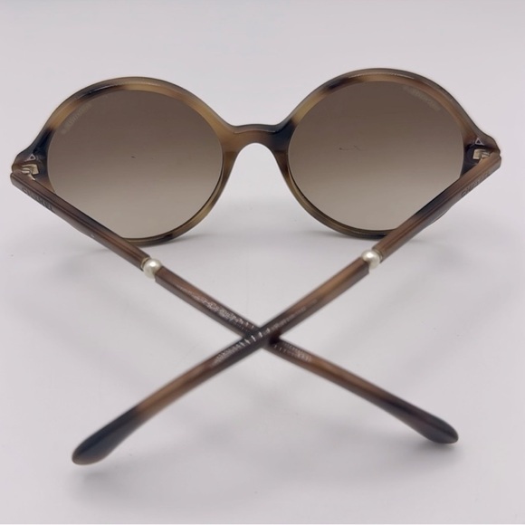CHANEL Tan Oversized Sunglasses with Gradient Lenses - Picture 8 of 12